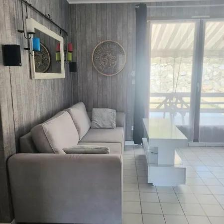 Maison Sur Vue Montagne Holiday home *